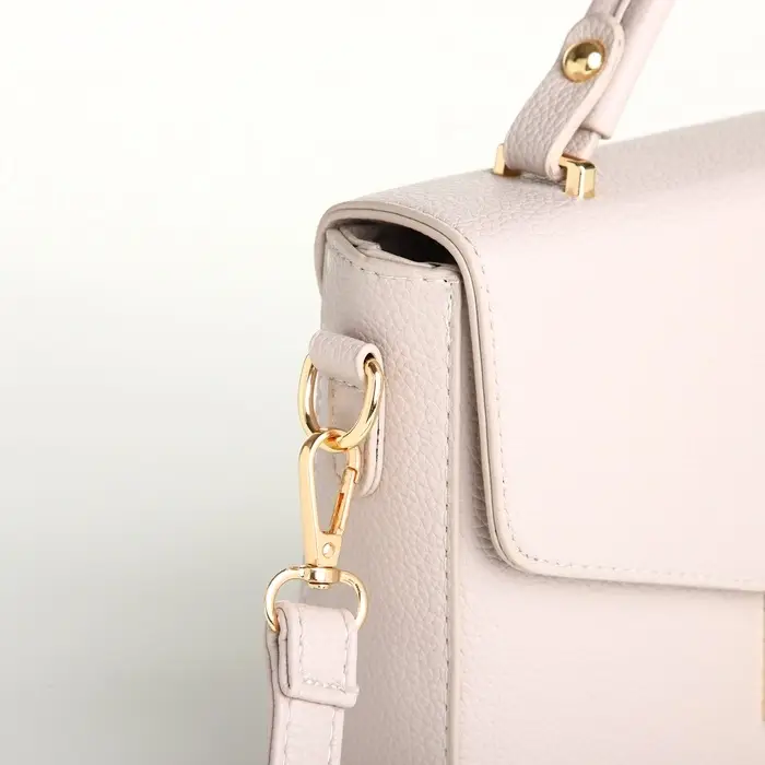 Сумка женская мессенджер TEXTURA на клапане, 23&times;6&times;17 см, бежевая