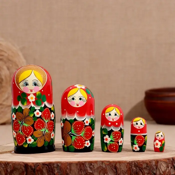 Матрёшка  Матрёшка "Весела", красная голова, низ черный, 5-кукольная, 14 см