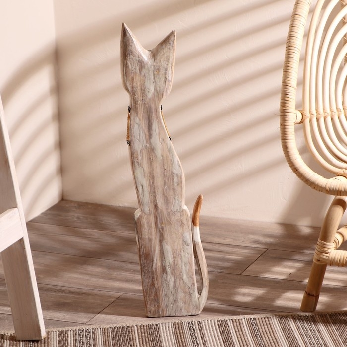 Сувенир дерево Сувенир дерево "Кошка с бабочками и зеркальным сердцем" 60х12х6 см