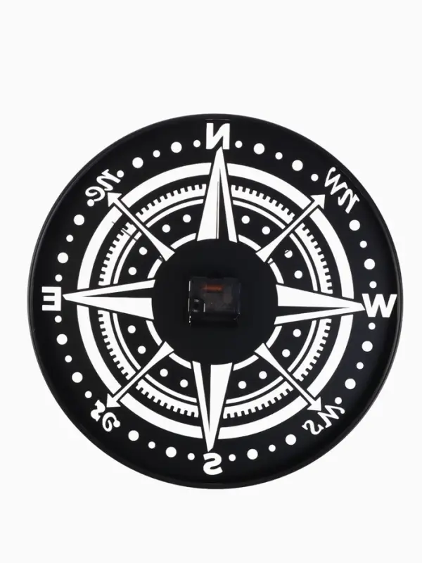 Часы настенные интерьерные &laquo;Компас&raquo;, бесшумные, плавный ход, d=40 см, металл, чёрные