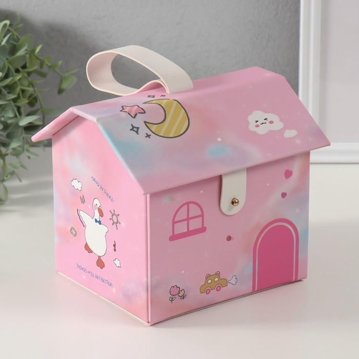 Шкатулка кожзам для украшений домик  Шкатулка кожзам для украшений домик "Утёнок" розовая 16,5х19х16,5 см