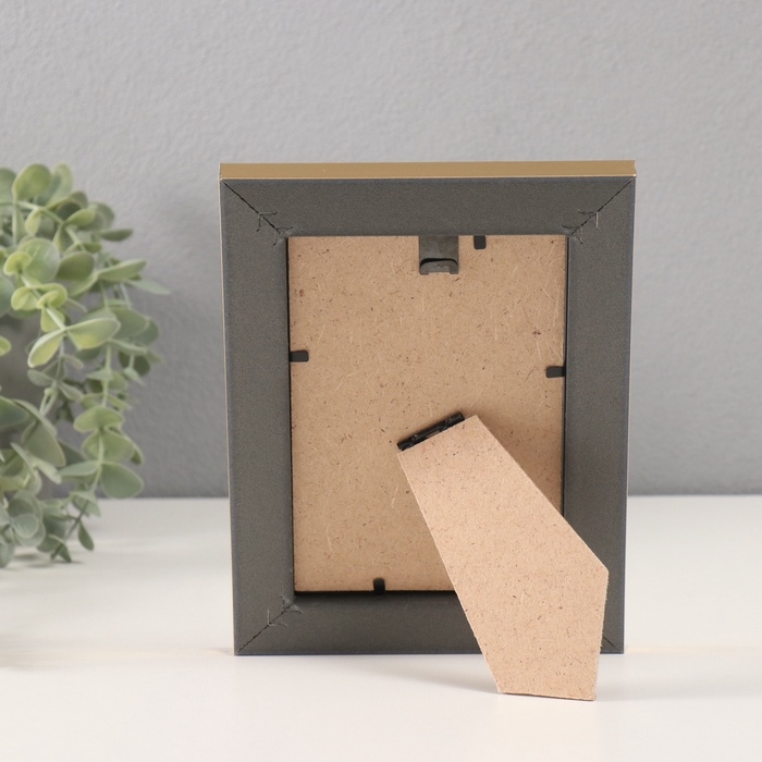 Фоторамка пластик МИРАМ 10х15 651511-4 (6) золото (пластиковый экран) Фоторамка пластик МИРАМ 10х15 651511-4 (6) золото (пластиковый экран)