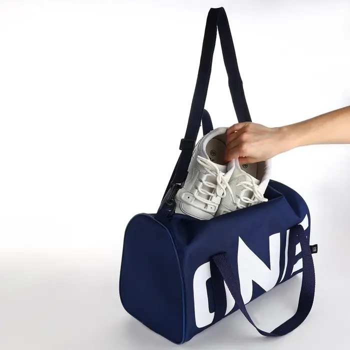 Сумка спортивная на молнии TEXTURA, с подкладкой, длинный ремень, маленький размер, с акцентным принтом, синяя