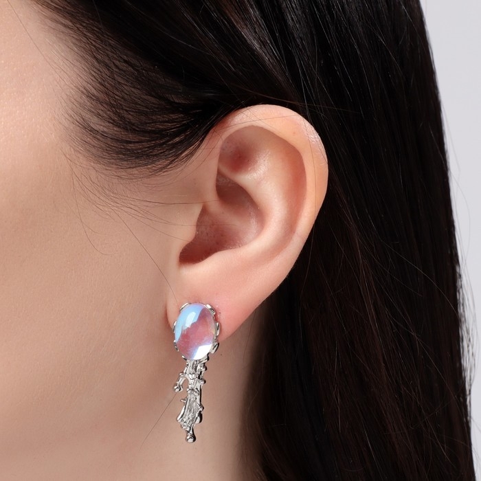 Серьги под натуральный камень «Зеркало» с лунным камнем, цвет радужный в серебре Серьги под натуральный камень «Зеркало» с лунным камнем, цвет радужный в серебре