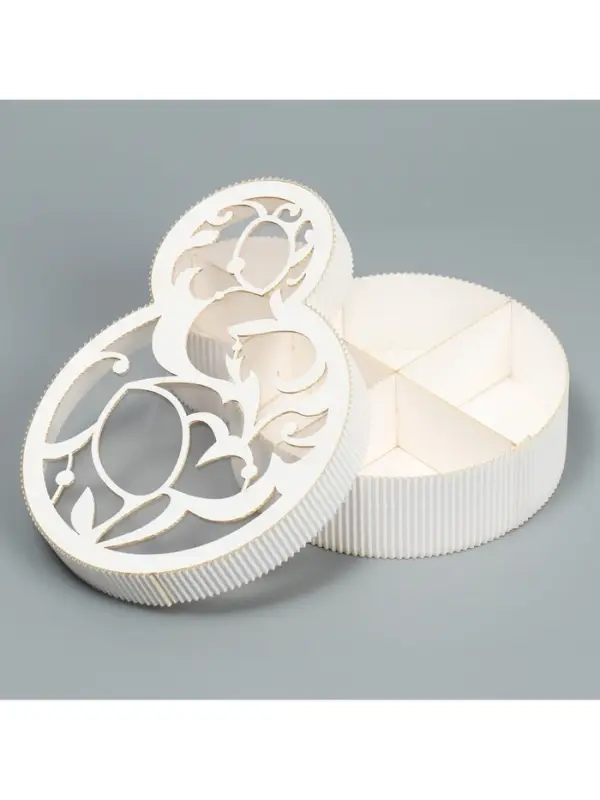 Коробка подарочная, кондитерская упаковка &laquo;8 марта&raquo; белая, 22&times;16&times;5 см