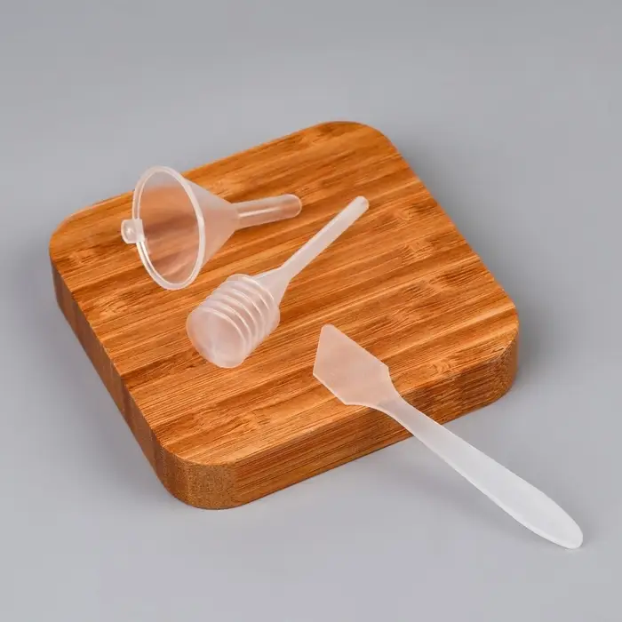 Набор для парфюмера (воронка, пипетка, лопатка), прозрачный Набор для парфюмера (воронка, пипетка, лопатка), прозрачный