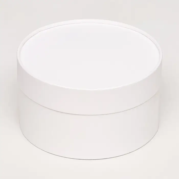 Подарочная коробка круглая &laquo;Алмаз&raquo; белый, завальцованная без окна, 18&times;10 см