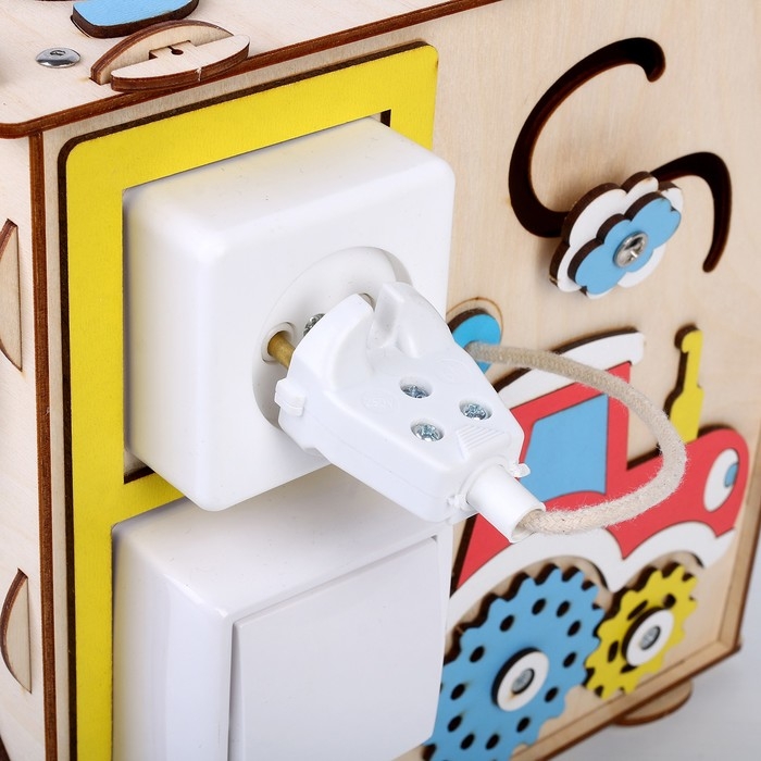 Бизиборд «Кубик» 24 × 24 × 24 см Бизиборд «Кубик» 24 × 24 × 24 см