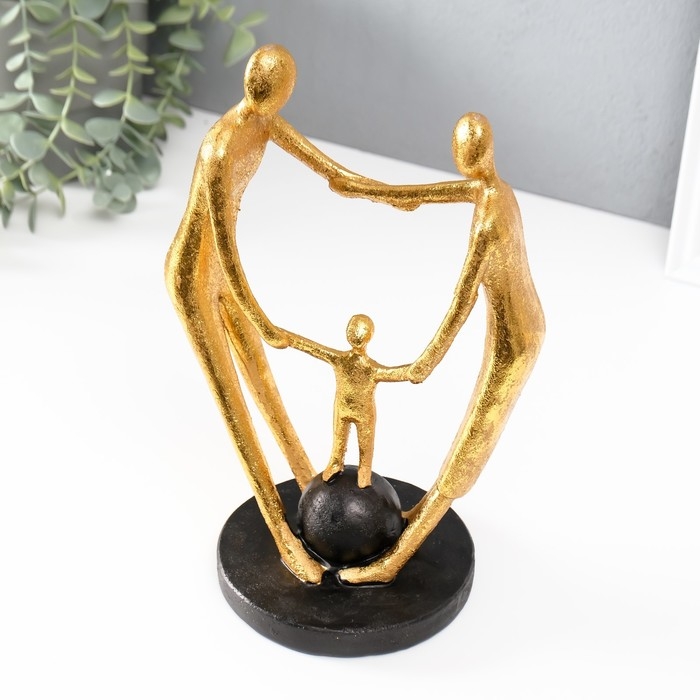 Сувенир полистоун Сувенир полистоун "Сила в единстве" золото 12х17,5х26,5 см