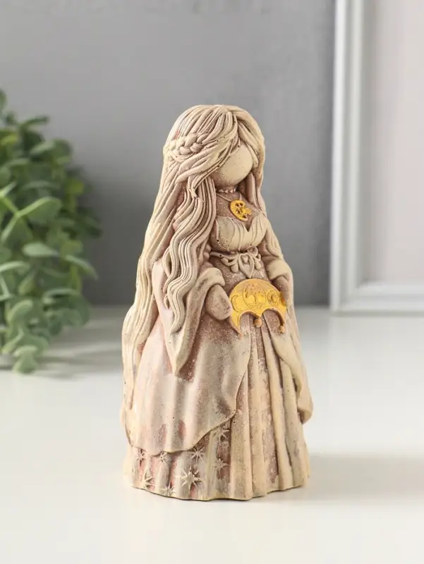Фигурка гипс &laquo;Берегиня Лунница&raquo;, 14&times;7 см, слоновая кость