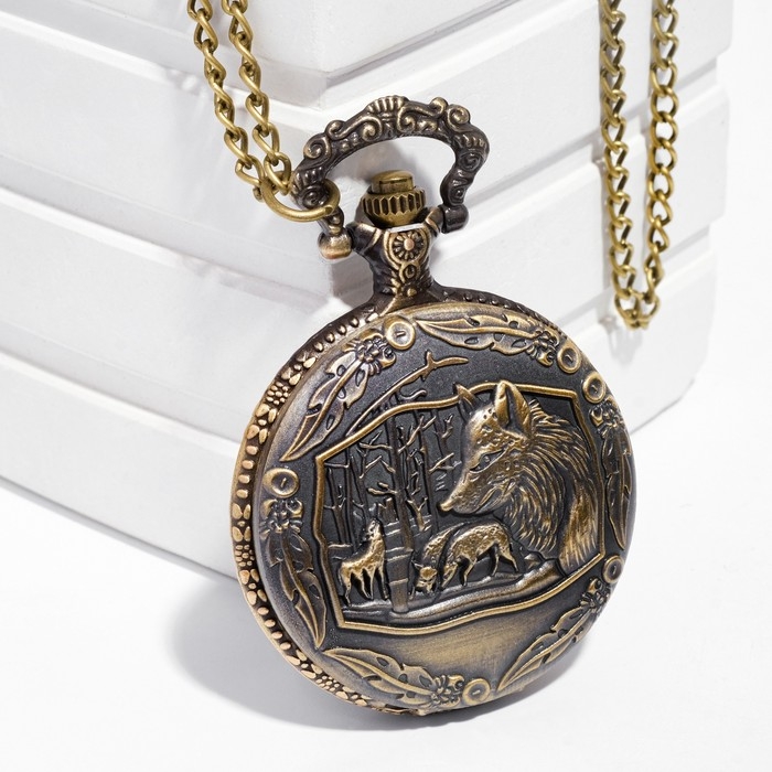 Часы карманные Часы карманные "Волк", кварцевые, цепочка l-40 см, d-4.5 см