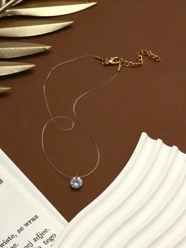 Кулон на леске &laquo;Кристаллик&raquo;, белый в золоте, 30 см