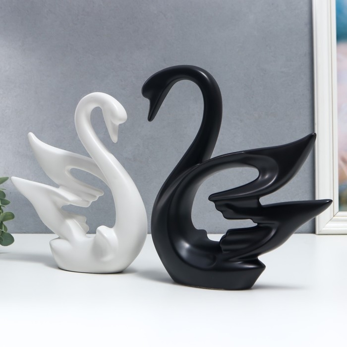 Сувенир керамика Сувенир керамика "Лебеди белый и чёрный" набор 2 шт 21х18 24х21 см