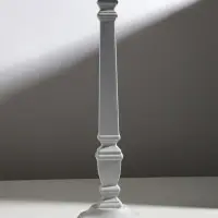 Деревянный подсвечник на 1 свечу &laquo;Пантеон&raquo;, св. серый, 11.5&times;11.5&times;39.5 см