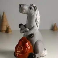 Копилка "Лошадь с мешком" 12х17х24 см, серый