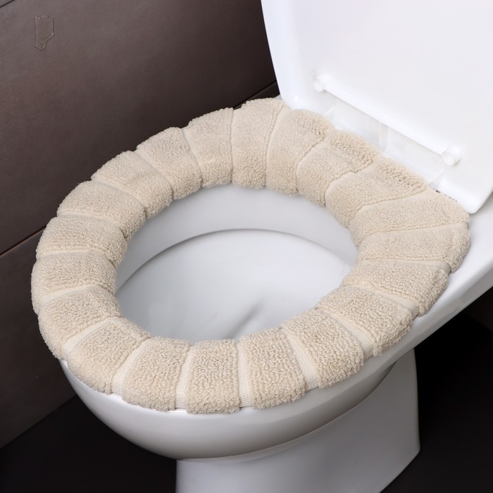 Мягкий чехол накладка на крышку и сиденье унитаза (бежевая) Мягкий чехол накладка на крышку и сиденье унитаза (бежевая)