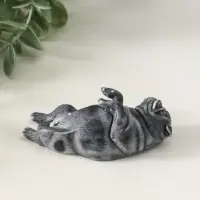 Сувенир "Бульдог лежит на спине" 3,5 см Сувенир "Бульдог лежит на спине" 3,5 см