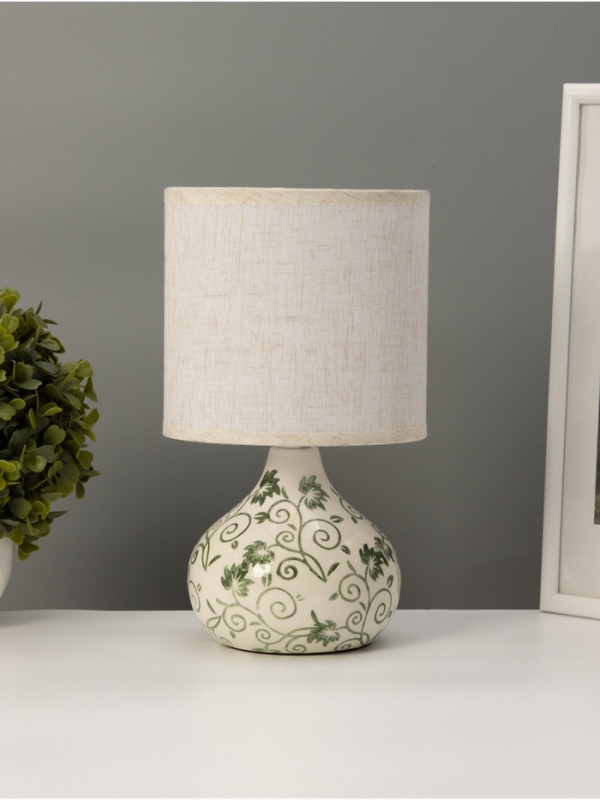 Настольная лампа Настольная лампа "Цветочный узор" 1х40Вт Е14 белый/зеленый 15х15х25,5см
