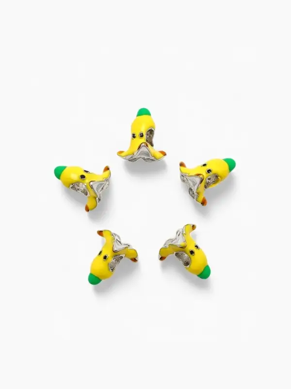 Шарм &laquo;Банан&raquo;, жёлто-зелёный в чернёном серебре