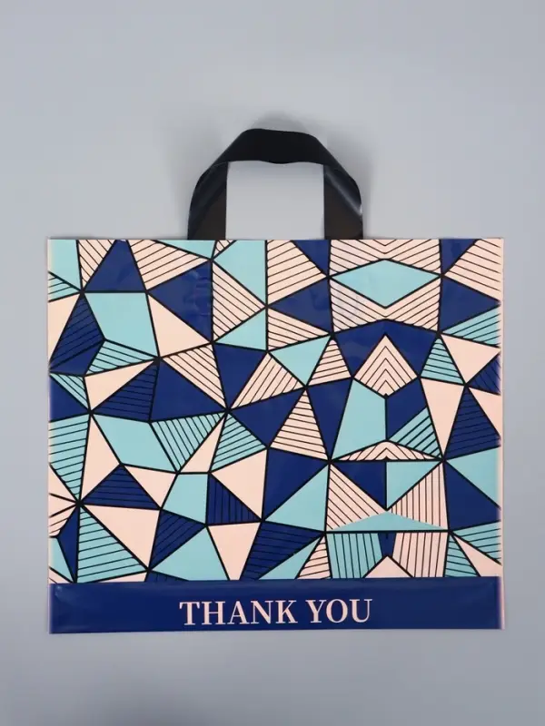 Пакет с петлевой ручкой "Геометрия" 35 х 30 х 8, см, 60 мкм