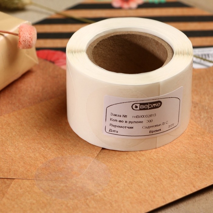 Наклейка прозрачная 3,8 х 3,8 см, 300 шт Наклейка прозрачная 3,8 х 3,8 см, 300 шт