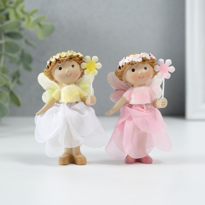 Сувенир полистоун  Сувенир полистоун "Малышка фея в цветочном платьишке с цветком" МИКС 6х6х6 см