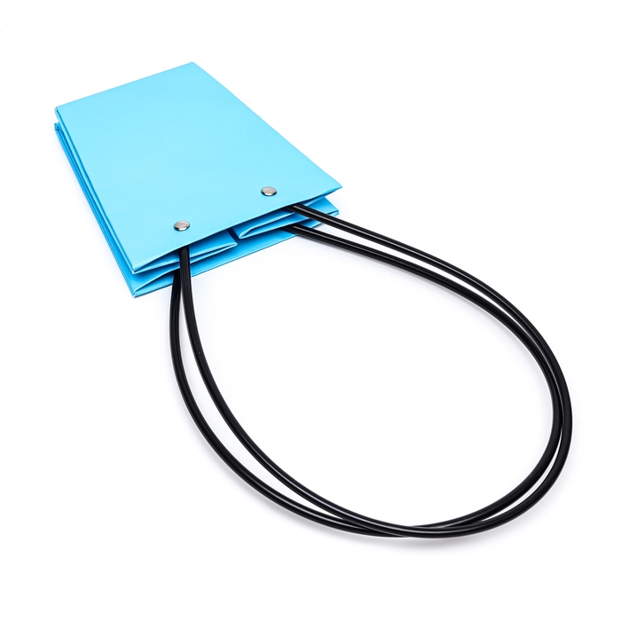 Сумка для цветов Голубая влагостойкая, 12x12-8x8-12.5 см Сумка для цветов Голубая влагостойкая, 12x12-8x8-12.5 см