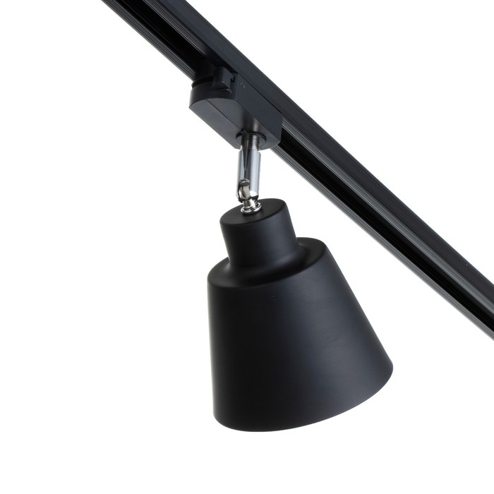 Светильник трековый Светильник трековый "Цилиндр" Е27 40Вт черный 17х12х18см