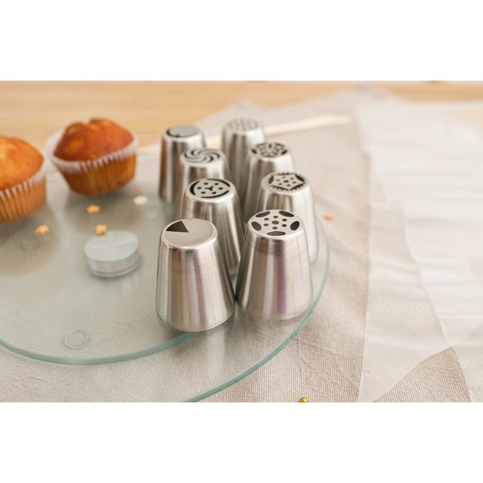 Набор кондитерский 12 предметов: 8 насадок d=3,7 см, адаптер d=4 см, 3 мешка 22×32 см, насадки МИКС Набор кондитерский 12 предметов: 8 насадок d=3,7 см, адаптер d=4 см, 3 мешка 22×32 см, насадки МИКС