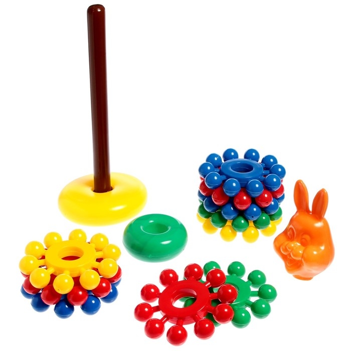 Пирамида с шарами Пирамида с шарами