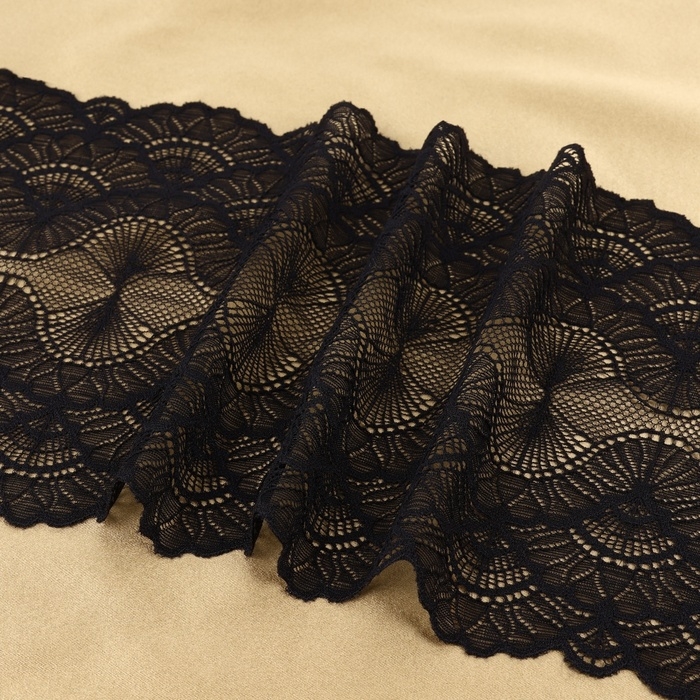 Кружевная эластичная ткань, 180 мм × 23 ± 1 м, цвет чёрный Кружевная эластичная ткань, 180 мм × 23 ± 1 м, цвет чёрный