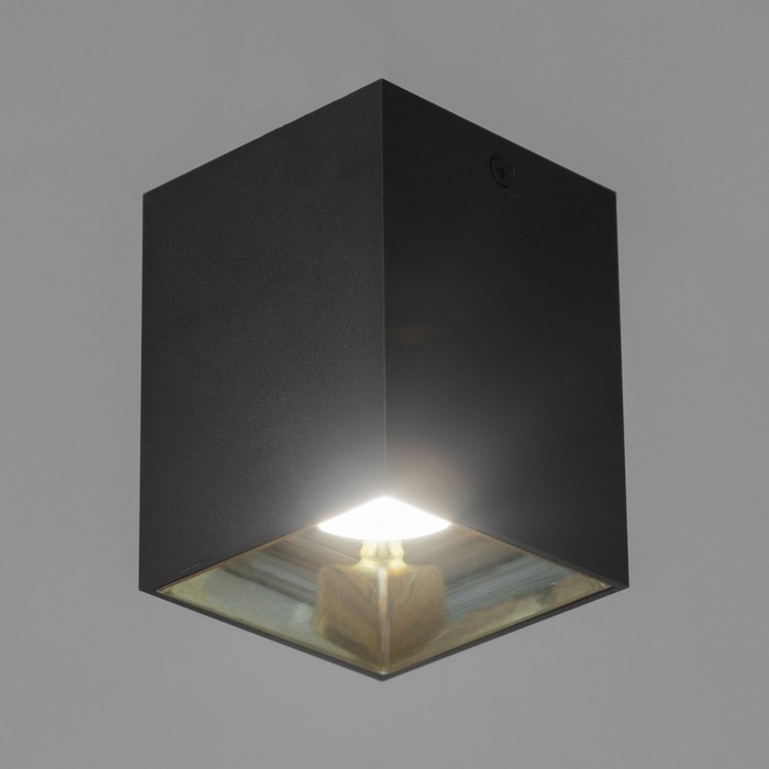 Светильник Светильник "Кубик" LED 4000К 10Вт DIM220 черный золото 7,5х7,5х9,5см