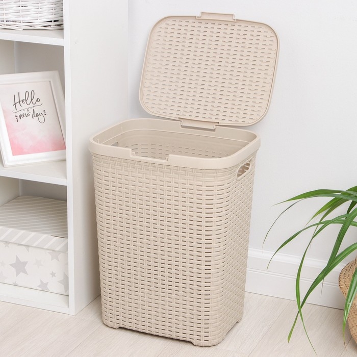 Корзина бельевая с крышкой «Ротанг», 40 л, 37×29,5×48 см, цвет латте Корзина бельевая с крышкой «Ротанг», 40 л, 37×29,5×48 см, цвет латте