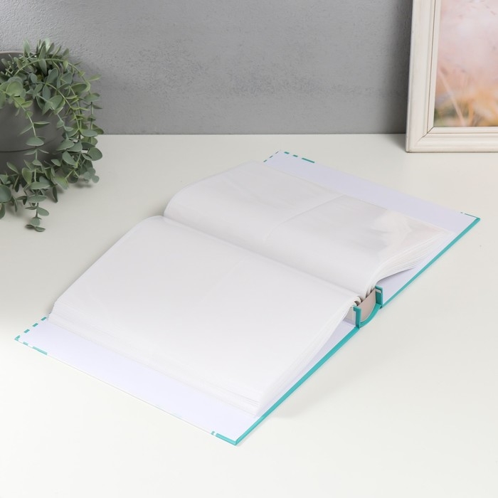 Фотоальбом на 200 фото 13х18 см Фотоальбом на 200 фото 13х18 см "Камера и колибри" серебро, в коробке МИКС 5,8х23,7х29,8 см 993470