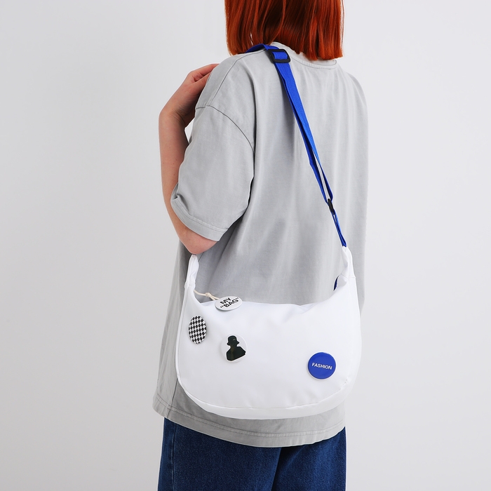 Сумка молодёжная на молнии, цвет белый Сумка молодёжная на молнии, цвет белый