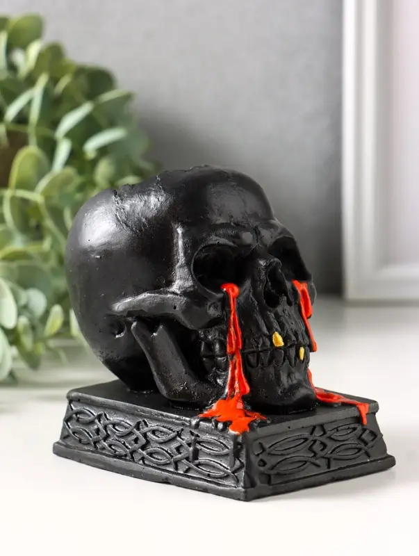 Подсвечник на 1 свечу &laquo;Череп на пьедестале&raquo;, черный с алым, гипс, 10&times;9&times;7 см