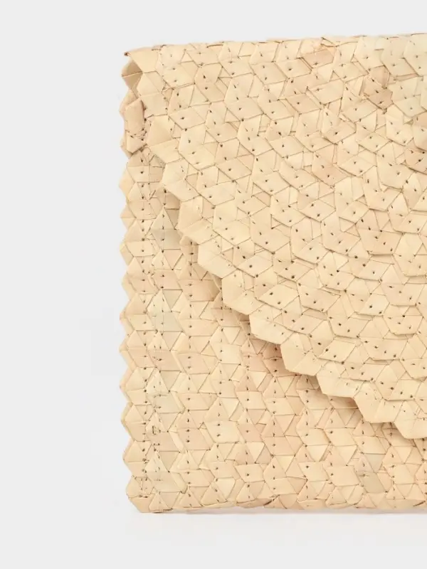 Сумка клатч плетёная из пальмового листа, 28&times;16&times;2 см, бежевая