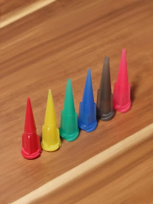 Бутылочка для нанесения краски, со шкалой деления, 50 мл, 7 насадок