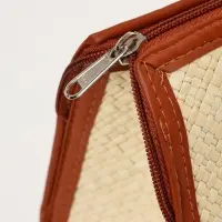 Сумка плетёная на молнии из пандана, 35&times;12&times;40 см, бежево-коричневая