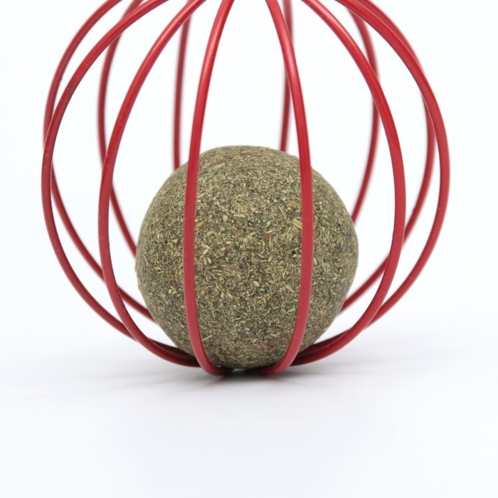 Шарик для кошек из прессованной кошачьей  Шарик для кошек из прессованной кошачьей "Мята в шаре"