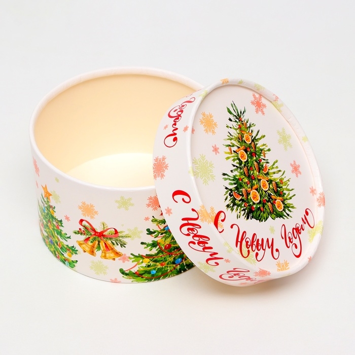 Новый год. Коробка подарочная новогодняя для макарун тубус без окна Новый год. Коробка подарочная новогодняя для макарун тубус без окна "Ёлки", 13 х 8,5 см.