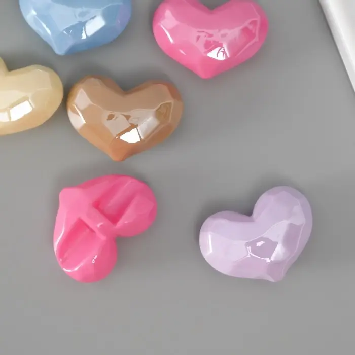 Бусина для творчества пластик  Бусина для творчества пластик "3D сердце с гранями" пастель МИКС 2,4х3,3х1,4 см