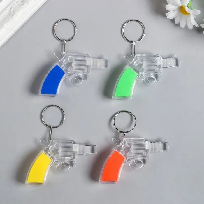 Фонарик брелок для ключей на кольце «Револьвер», мигает, 6.5×4.5×1.5 см, МИКС Фонарик брелок для ключей на кольце «Револьвер», мигает, 6.5×4.5×1.5 см, МИКС