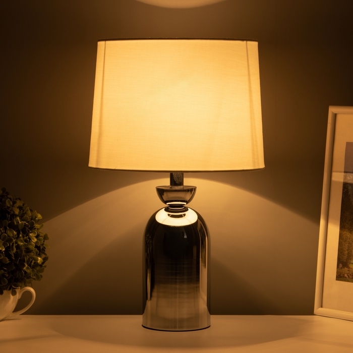 Настольная лампа с абажуром RISALUX «Джоел», Е27, 40 Вт, хром, 25×25×42.5 см Настольная лампа с абажуром RISALUX «Джоел», Е27, 40 Вт, хром, 25×25×42.5 см