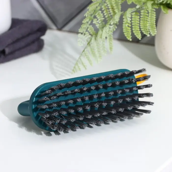 Щётка-утюжок «Янтарный нефрит», 15×5×10 см Щётка-утюжок «Янтарный нефрит», 15×5×10 см