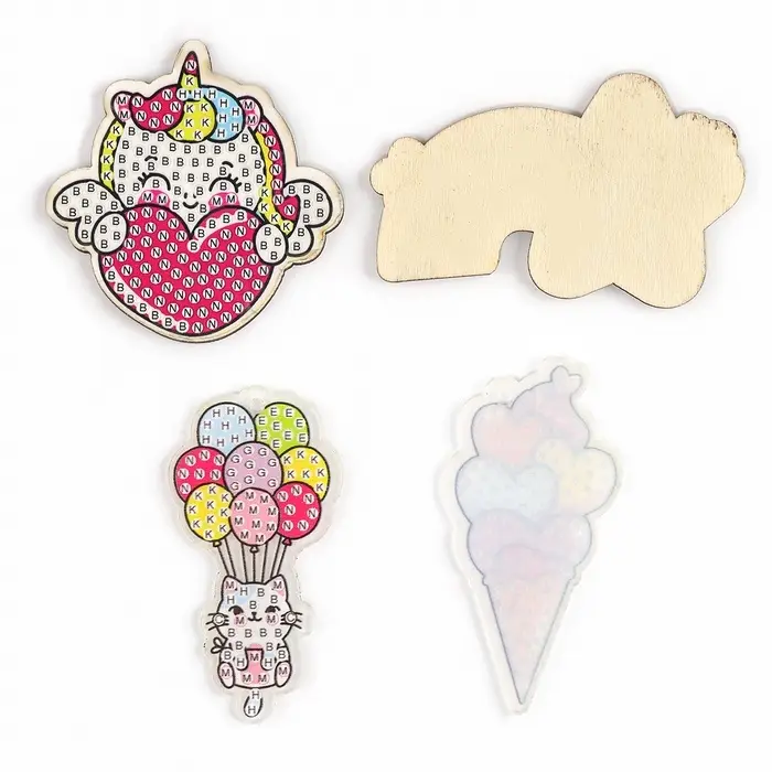 Алмазная мозаика 4в1 для детей. Создание стикеров, магнитов, брелоков и картины &laquo;Сказочные Единорожки&raquo;, набор для творчества