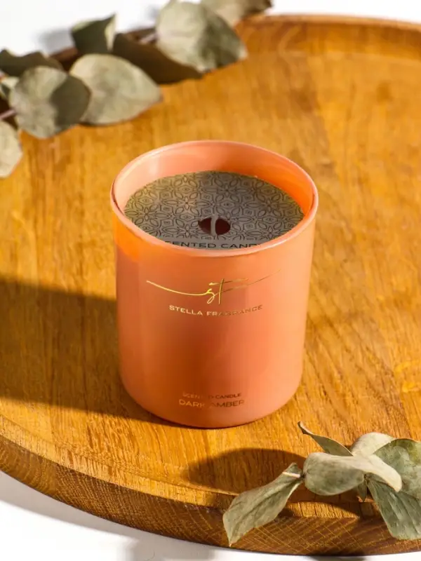 Свеча ароматическая Stella Fragrance 160 гр, Dark Amber Свеча ароматическая Stella Fragrance 160 гр, Dark Amber