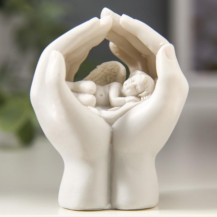 Сувенир полистоун Сувенир полистоун "Ангелочек спящий в ладошках" 6,7х5,5х4,3 см