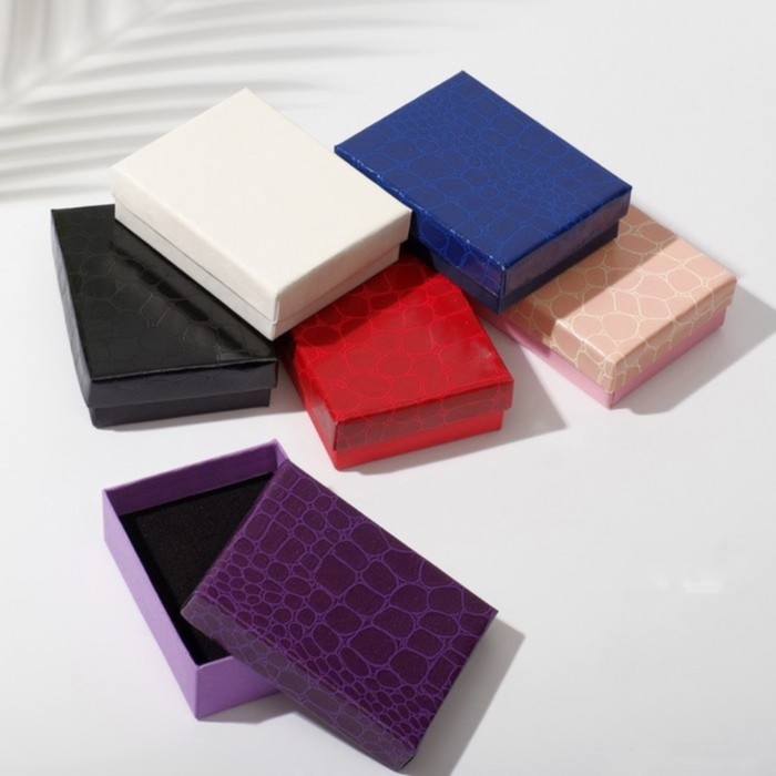 Коробочка подарочная под набор «Рептилия» крупная, 7×9см (размер полезной части 6,5×8,5см), цвет МИКС Коробочка подарочная под набор «Рептилия» крупная, 7×9см (размер полезной части 6,5×8,5см), цвет МИКС