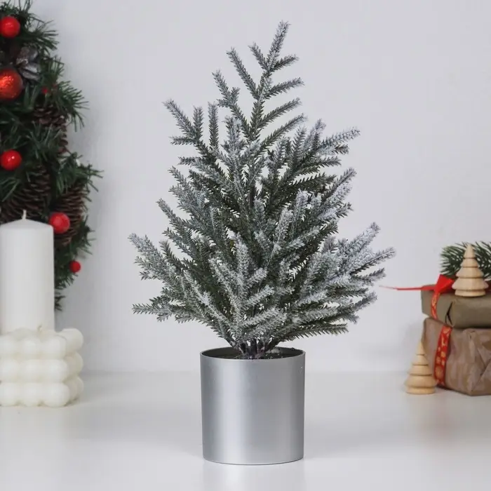 Искусственная ёлка настольная «Зимнее волшебство. Заснеженная» в ведёрке, 30 см, ветки литые отгибаются